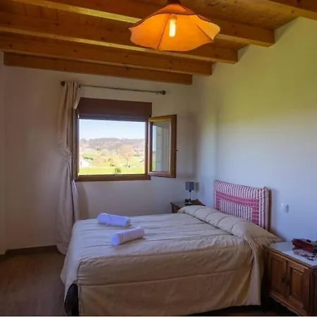 Encantadora Casa Rustica, Comoda Y Amplia