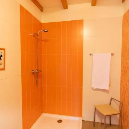 Holiday home Encantadora Casa Rustica, Comoda Y Amplia Pontones (Cantabria)